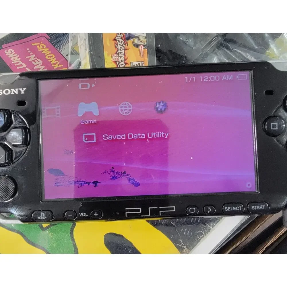 SONY PSP 3001 PlayStation Portable Black Console & Charger (For Parts or Repair)